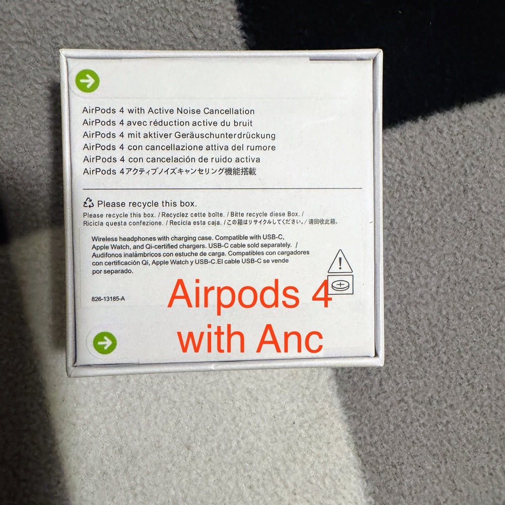 NWT Apple AirPods 4 with ANC - White - Picture 2 of 3